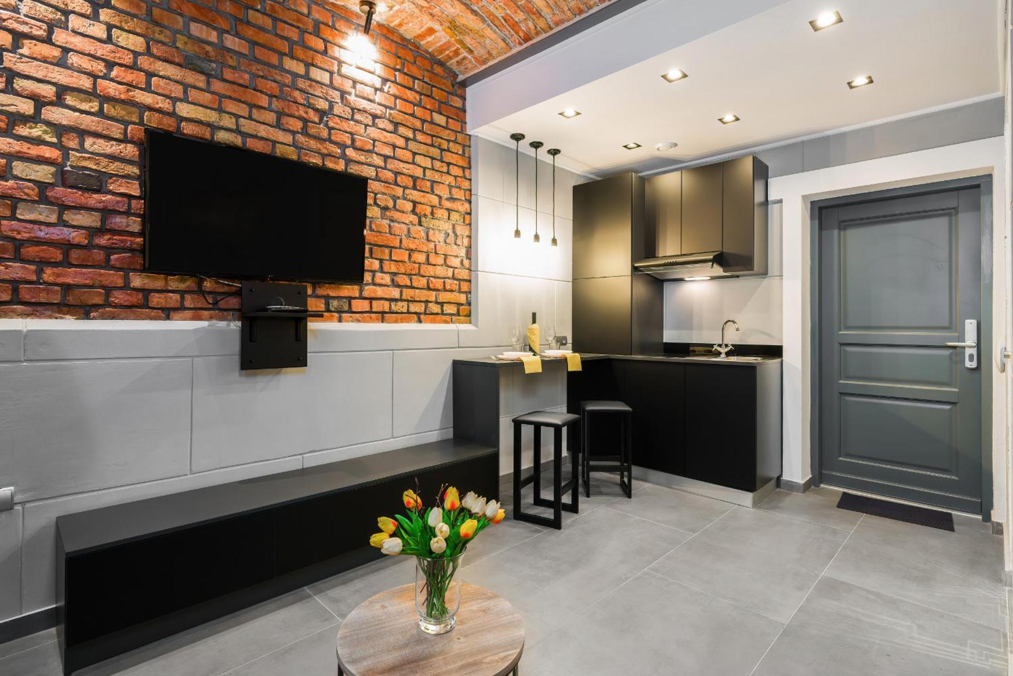Garden Level Apartments City Center by Renters Poznań Buitenkant foto