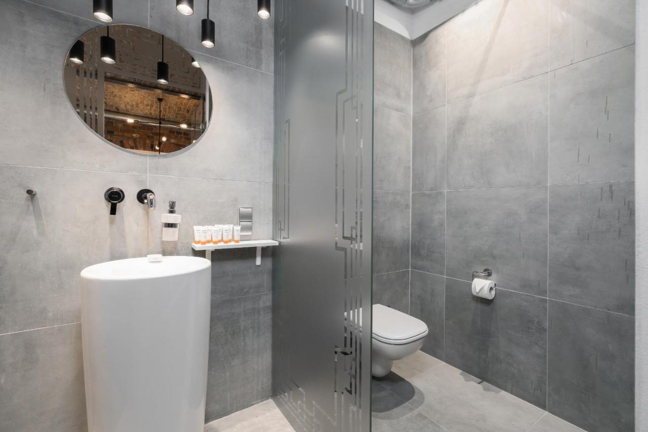 Garden Level Apartments City Center by Renters Poznań Buitenkant foto